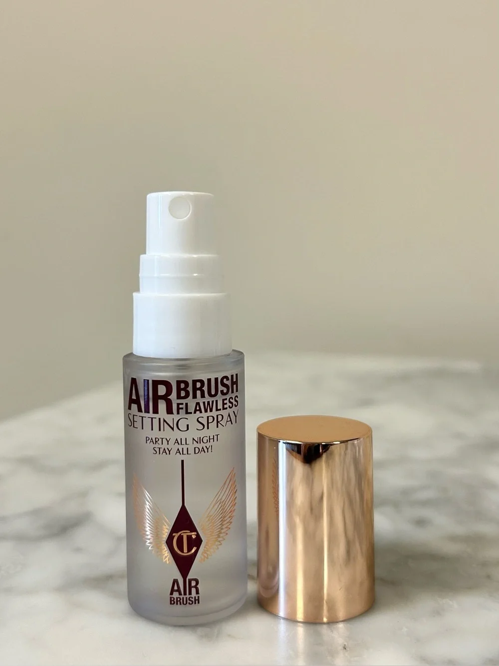 Charlotte Tilbury • Airbrush Flawless Setting Spray (Travel Size)